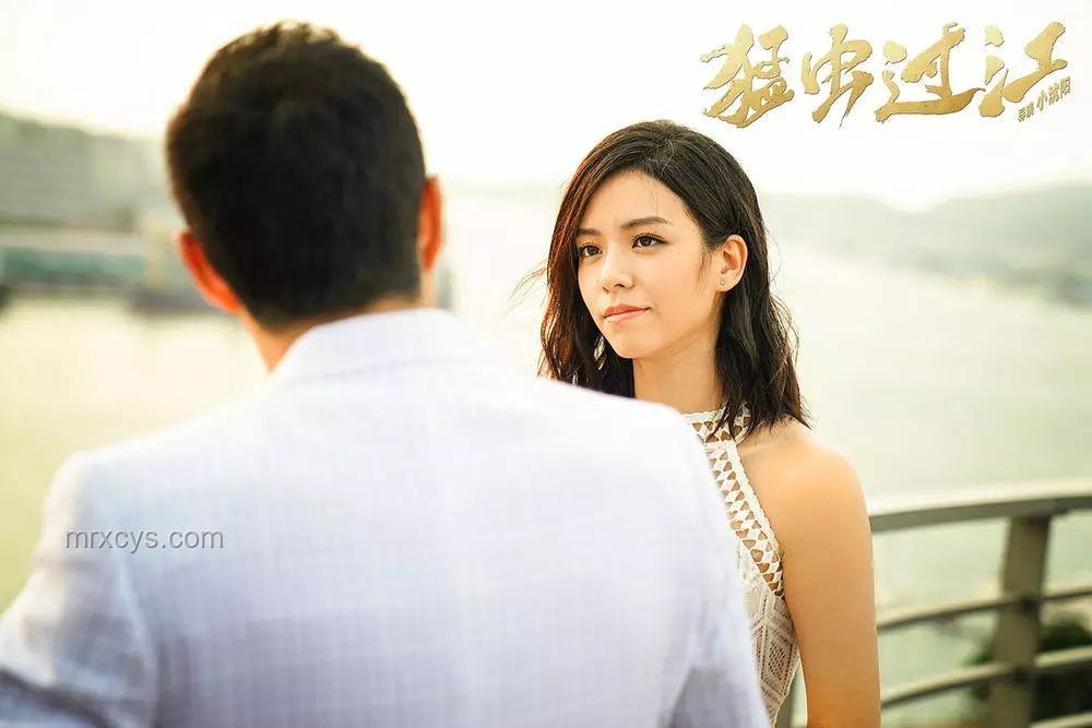 扁担女孩现象透视：流量时代下的坚守与抉择